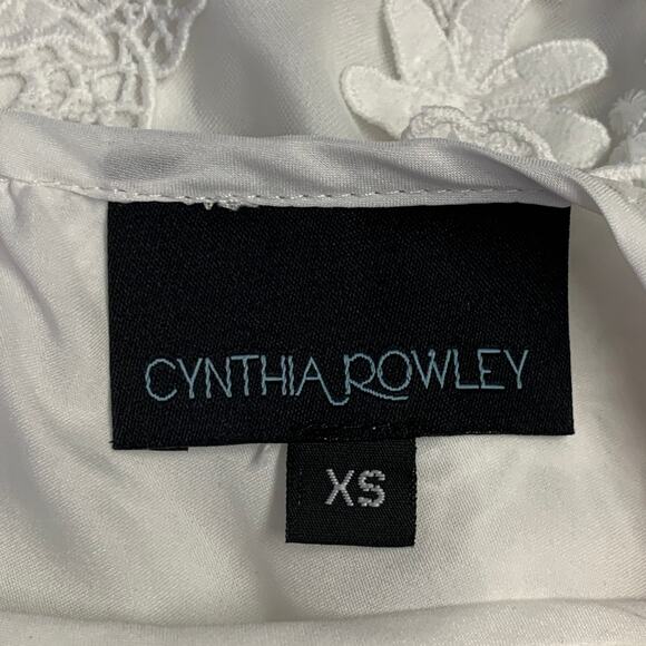 CYNTHIA ROWLEY XS White Polyester Blend Lace Oversized Short Sleeve Dress Top - Picture 6 of 7